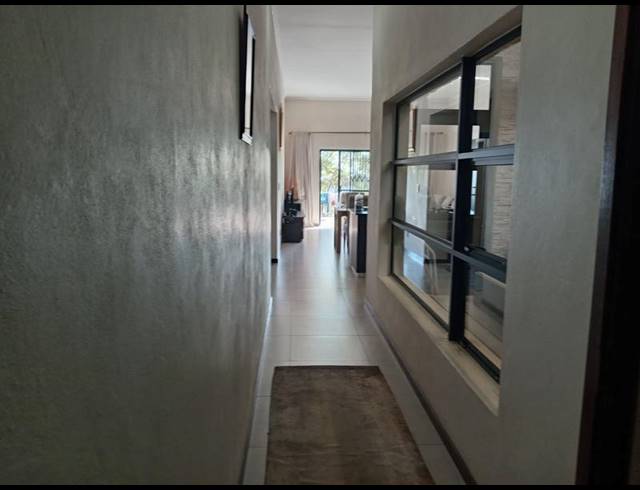 3 BEDROOM TOWNHOUSE FOR SALE IN JACKAL CREEK GOLF ESTATE